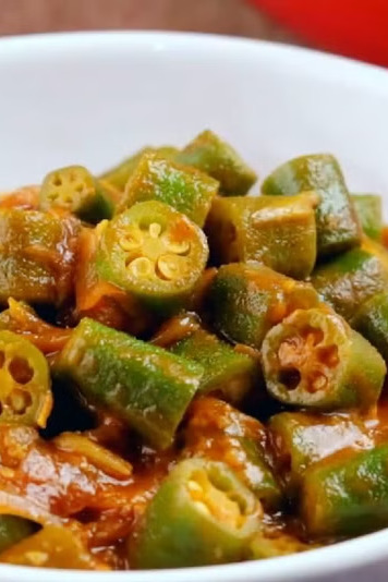 Curry de Quiabo, imagem do material ilustrado