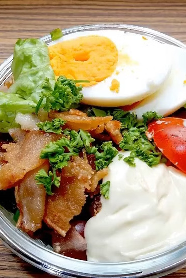 Salada de Ovos, imagem do material ilustrado